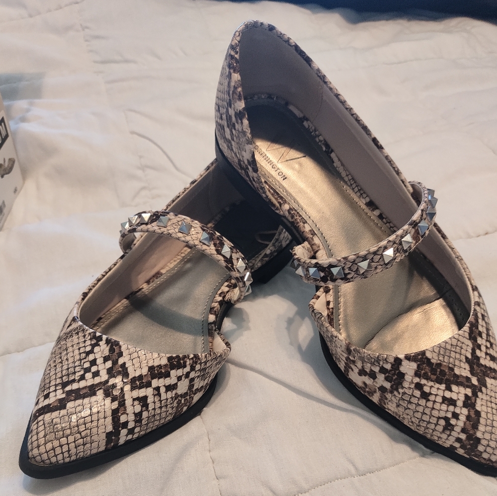 Faux Snake Loafers/Flats